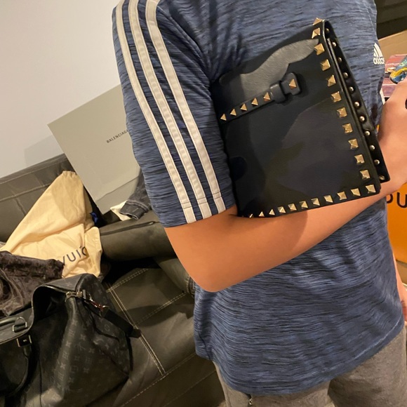 Valentino Rockstud Navy/Camo Clutch - Picture 5 of 12